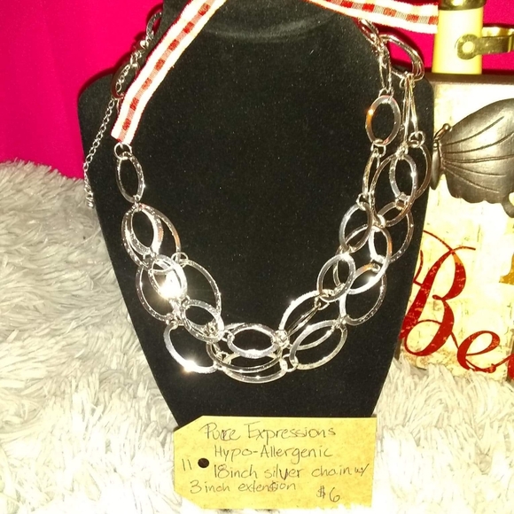 Jewelry - Picture 2 of 4